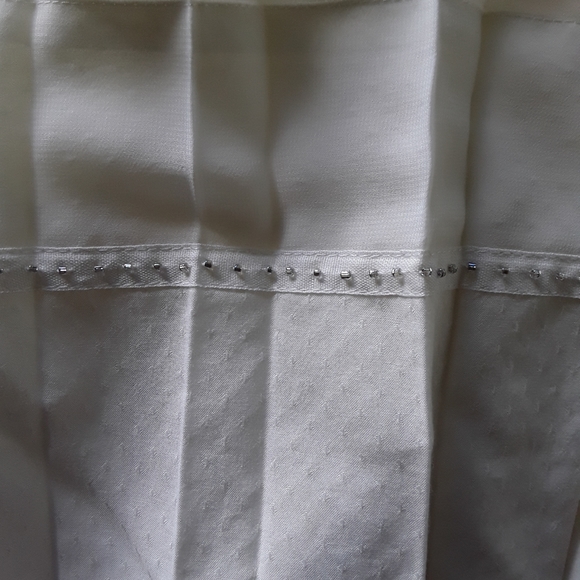 NWT Club Monaco pleated skirt *flaw* - Picture 6 of 8